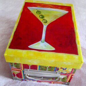 "MARTINI DEEP BOX "ART IN MOTION" WITH AMAZING COLOR AND DETAILS" RARE/SIGNED